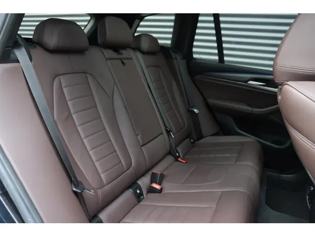 BMW X3 xDrive20i 2023 Benzine 9