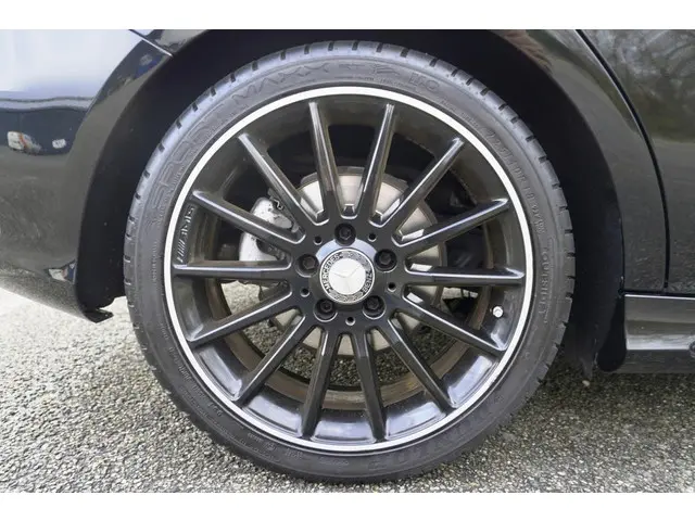 Mercedes-Benz B-Klasse 160 Business 2017 Benzine 9