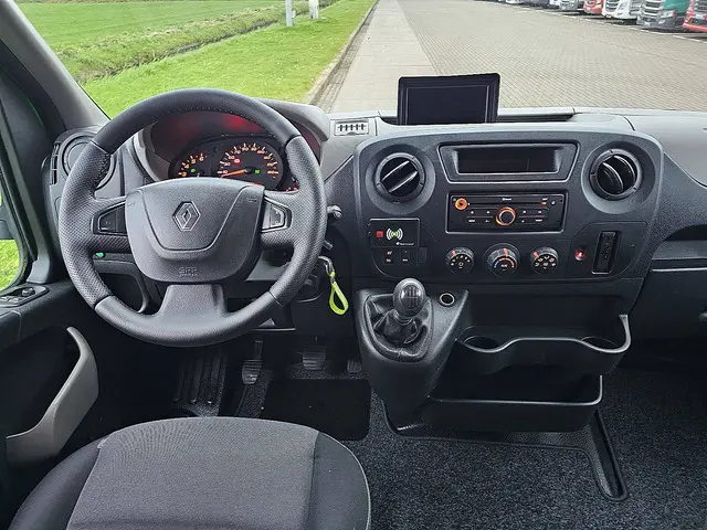 Renault Master 2.3 2017 Diesel 8