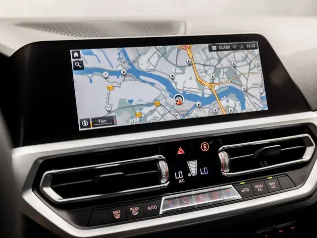 BMW 3 Serie 320i M Sport 2020 Benzine 24