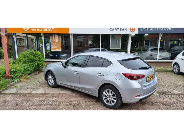 Mazda 3 2.0 SkyActiv-G 120 SkyLease+ 2018 Benzine 44