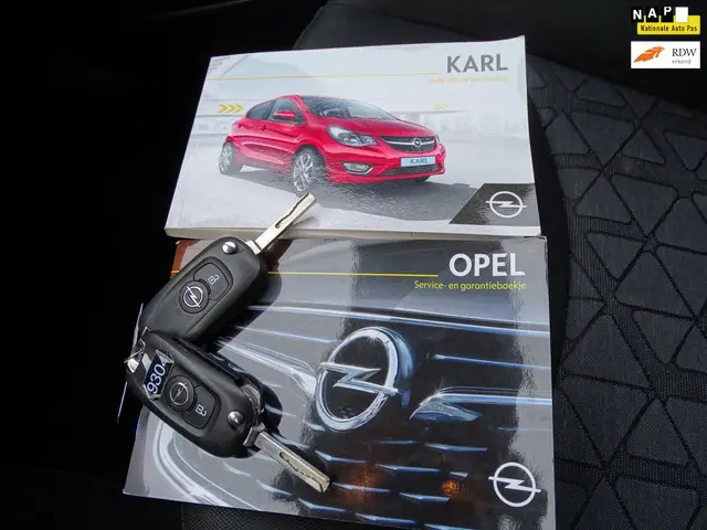 Opel KARL 1.0 ecoFLEX 120 Jaar Edition 2019 Benzine 19