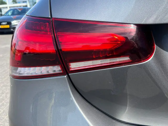 Mercedes-Benz A-Klasse 250 AMG Line 2020 Benzine 7