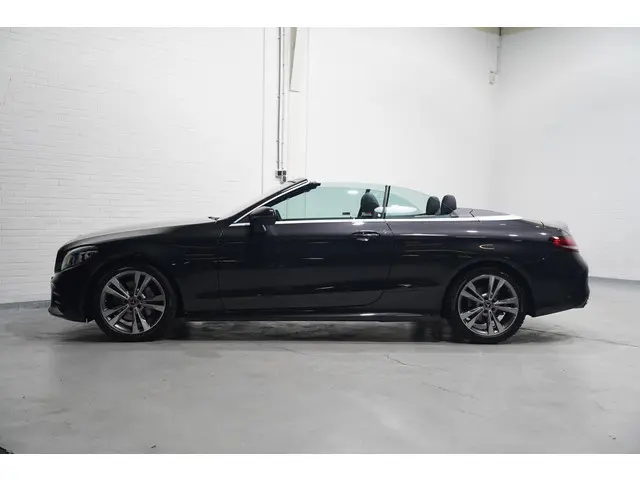 Mercedes-Benz C-Klasse Cabrio 180 AMG Line 2023 Benzine 14