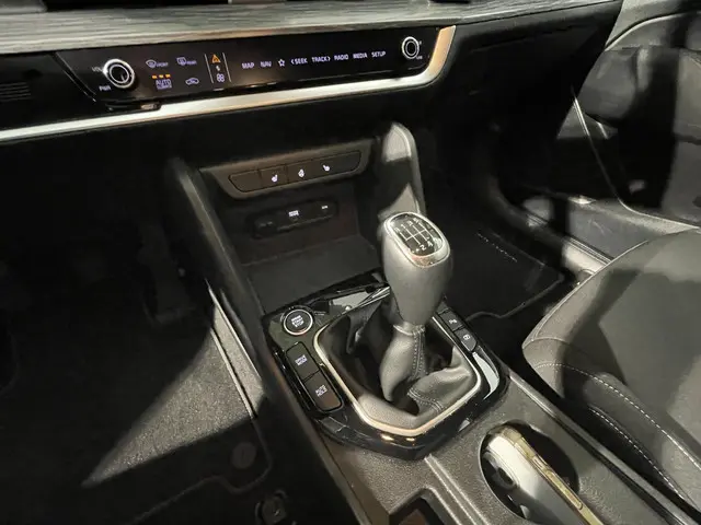 Kia Sportage 1.6 T-GDi MHEV DynamicLine 2022 Benzine 21