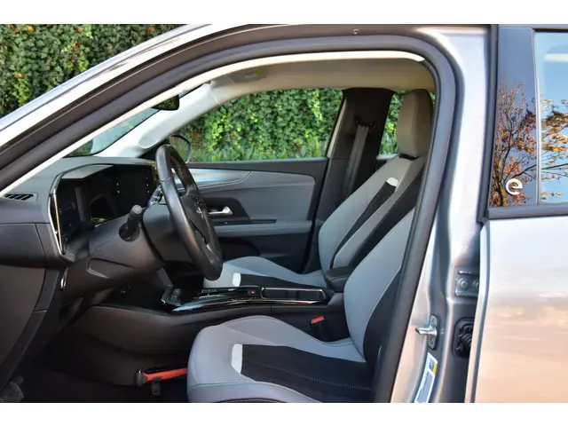Opel Mokka-e Elegance 50-kWh 11kw bl. 2021 Elektrisch 7