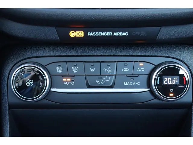 Ford Fiesta 1.0 EcoBoost Titanium org.NL 2020 Benzine 17