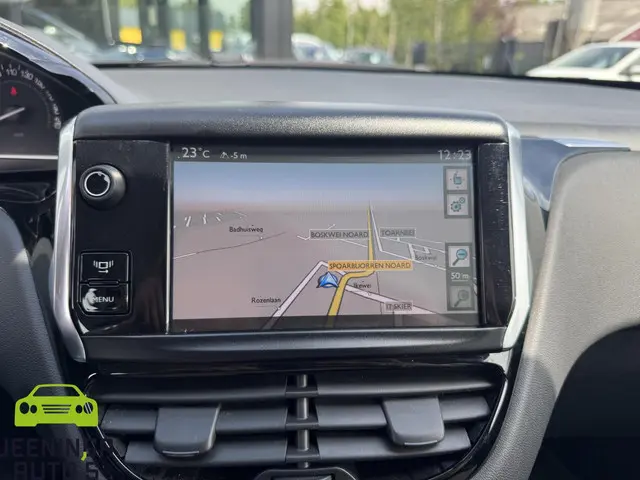 Peugeot 208 1.6 VTi Allure | Navi | Clima | Cruise 2012 Benzine 12
