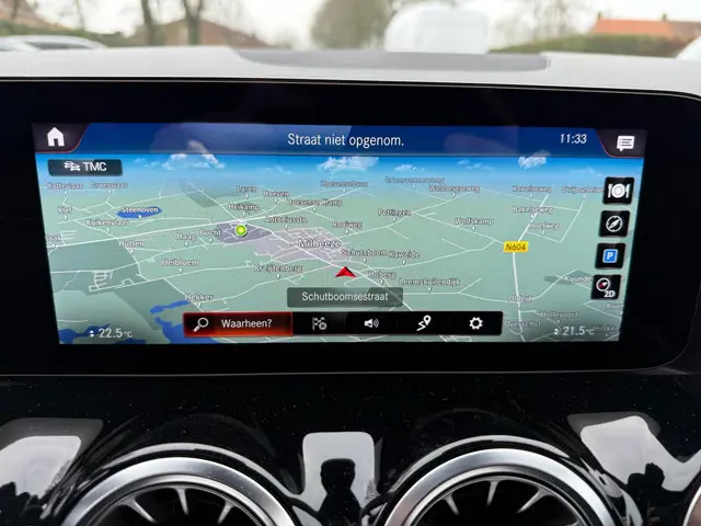 Mercedes-Benz GLA 200 Business Solution AMG 2020 Benzine 19