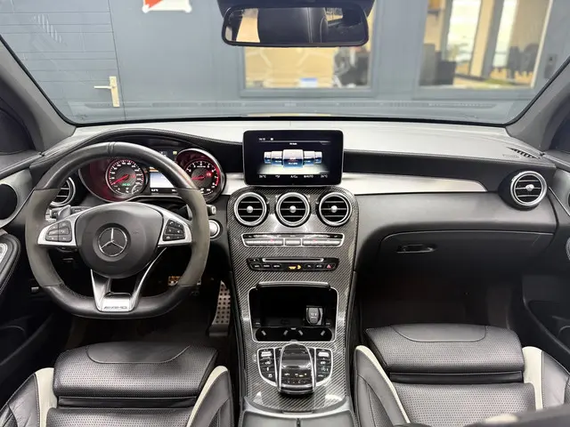 Mercedes-Benz GLC Coupé AMG 63 S 4MATIC+ 2018 Benzine 12