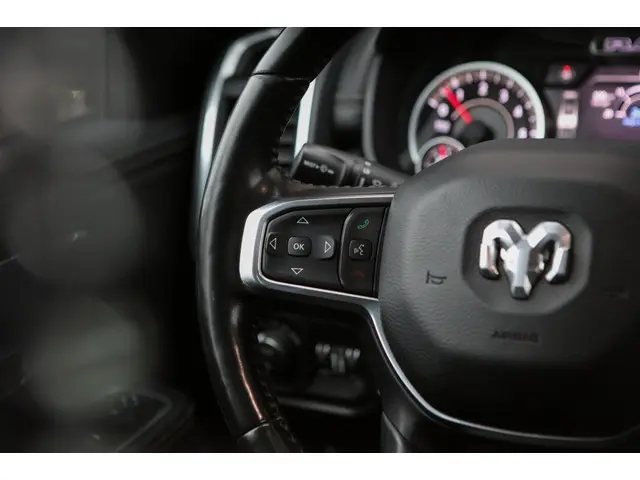 Dodge Ram 1500 5.7 V8 4x4 CC Laramie | 2022 LPG/Gas 10