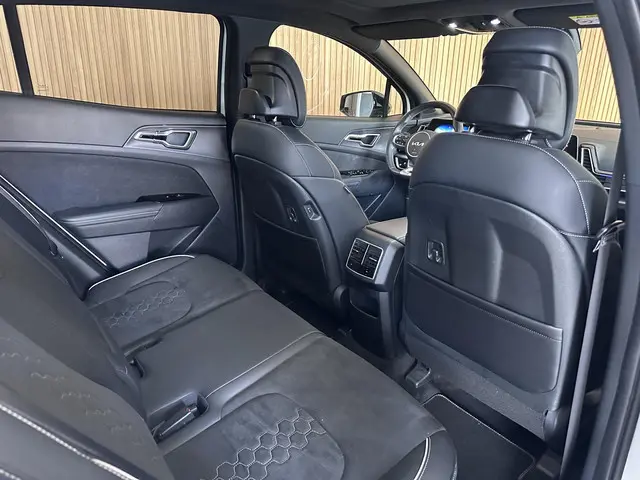 Kia Sportage 1.6 T-GDi MHEV GT-line 2022 Hybride Benzine 28