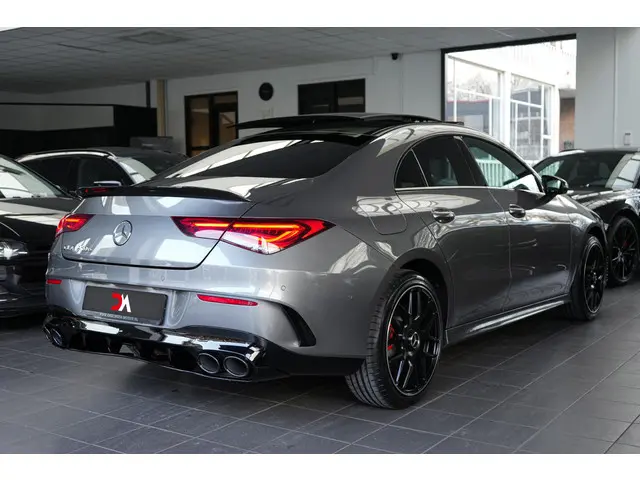 Mercedes-Benz CLA 2