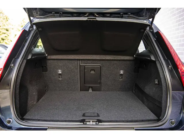 Volvo XC40 1.5 T2 Momentum 2020 Benzine 26