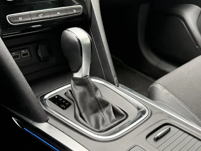 Renault Mégane Estate 1.3 TCe 140 Techno 2024 Benzine 26