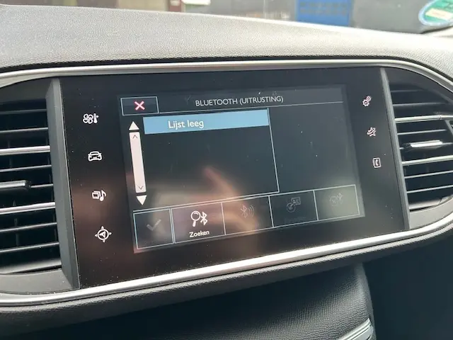 Peugeot 308 SW 1.2 PT Blue Lease 2015 Benzine 11