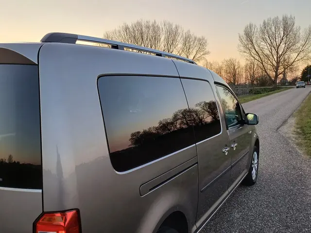 Volkswagen Caddy Maxi 1.4 TSI Trendline 5p 2019 Benzine 17