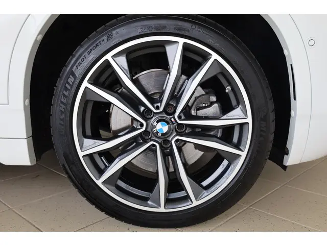 BMW X2 xDrive25e 2021 Hybride Benzine 6