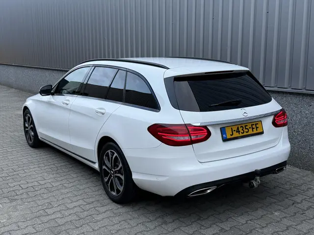 Mercedes-Benz C-Klasse Estate 180 2016 Benzine 9