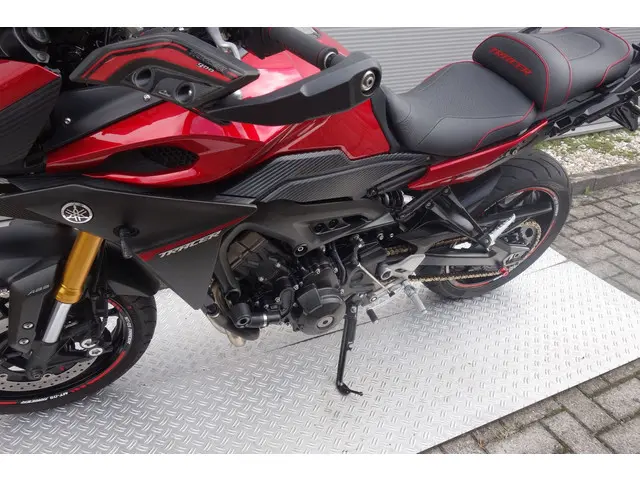 Yamaha TRACER 900 ABS 2015 Benzine 18