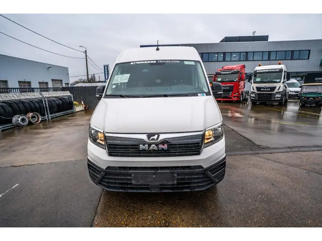 MAN TGE 3.140 2020 Diesel 10