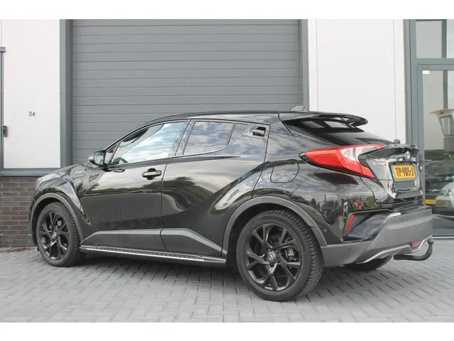 Toyota C-HR 1.8 Hybrid Adventure 2018 Hybride Benzine 6
