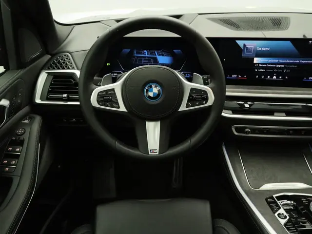 BMW X5 xDrive50e 2024 Hybride Benzine 25