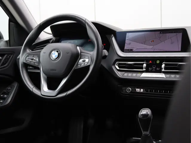 BMW 2 Serie Gran Coupé 218i High Executive 2020 Benzine 19