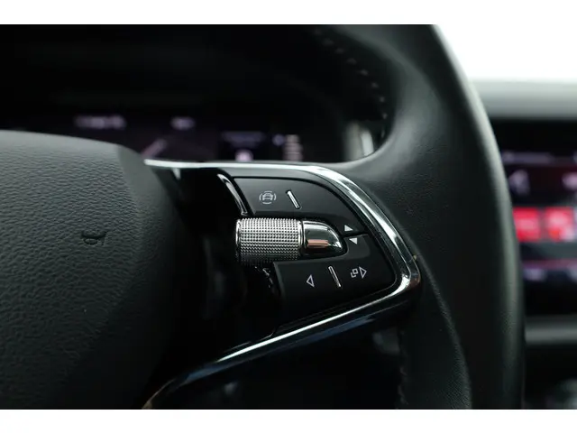 Škoda Kodiaq 1.5 TSI Style Business 7p. DSG 2023 Benzine 19