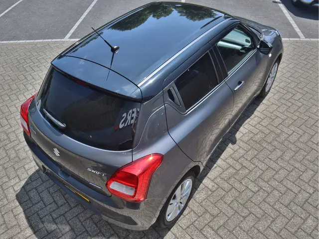 Suzuki Swift 1.2 Select Smart Hybrid 2020 Hybride Benzine 4