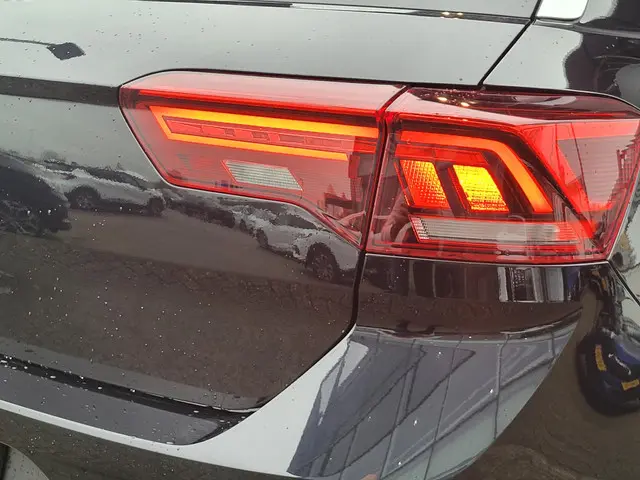 Volkswagen T-Roc 1.0 TSI Style 2023 Benzine 28