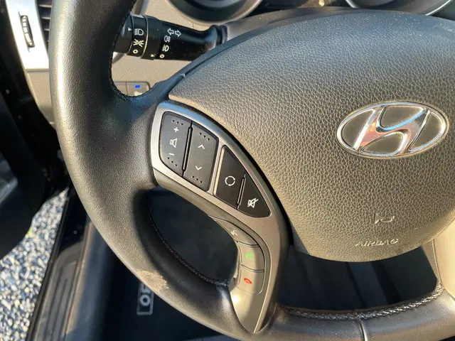 Hyundai i30 1.6 GDI Business Edition 2013 Benzine 14