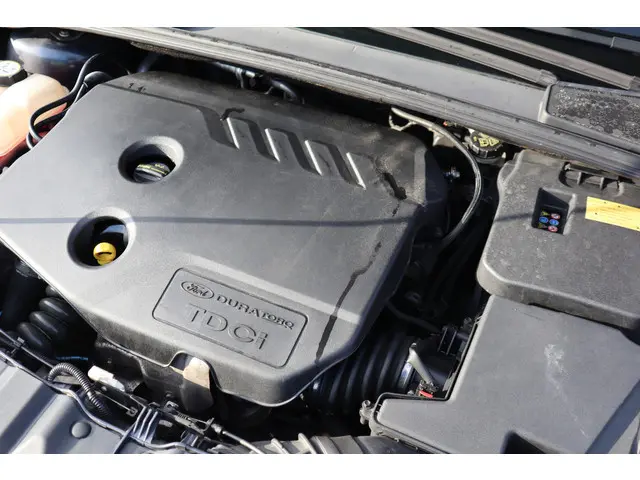 Ford Focus Wagon 1.6 TDCI Lease Trend 2013 Diesel 28