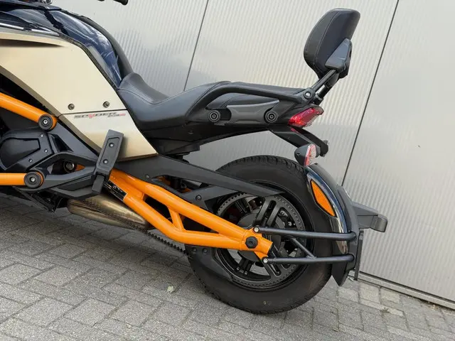 Can-Am Spyder F3 SE6 2019 Benzine 11