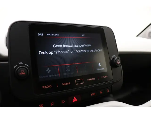 Fiat Panda 1.0 Hybrid Pandina 2025 Benzine 25