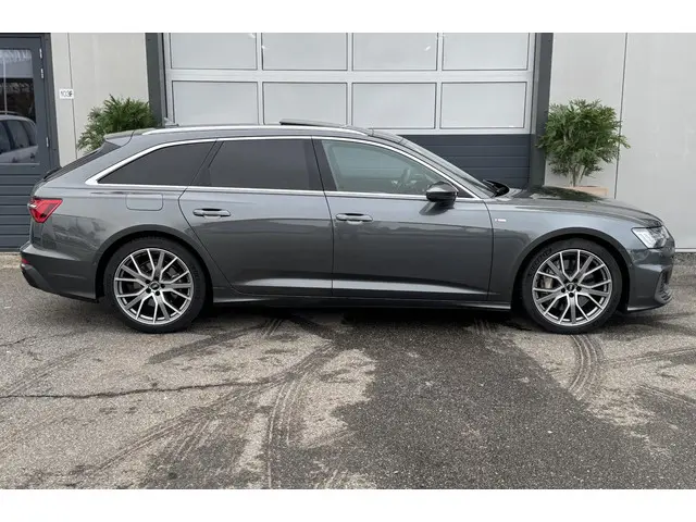 Audi A6 Avant 55 TFSI quattro S edition 2020 Benzine 6