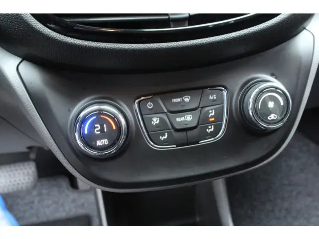 Opel KARL 1.0 ecoFLEX Innovation 2019 Benzine 17