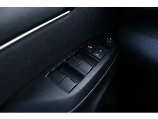 Toyota Yaris 1.5 Hybrid Dynamic 2023 Hybride Benzine 13