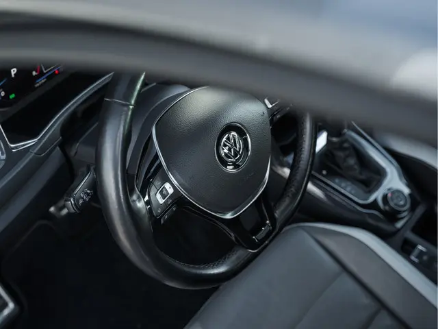 Volkswagen T-Roc 2.0 TSI 4Motion 190PK 2017 Benzine 8