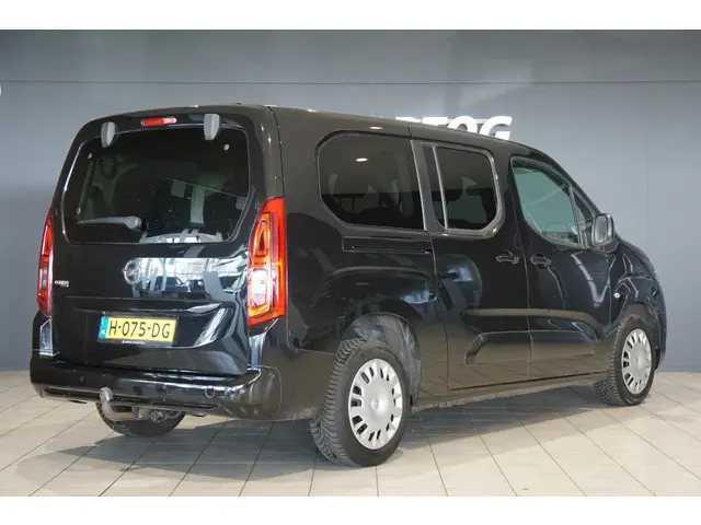 Opel Combo Tour 1.2 Turbo L2H1 Edition 7p. 2020 Benzine 2