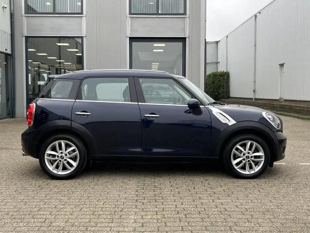 MINI Countryman 1.6 One Knockout Edition 2014 Benzine 3