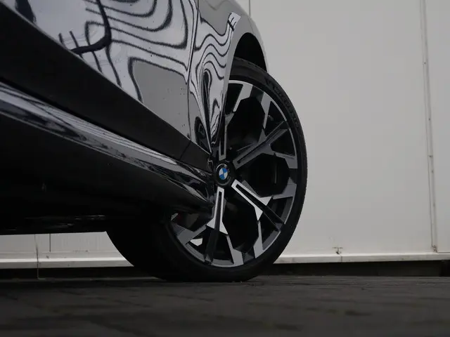 BMW 3 Serie Touring 330e 2025 Hybride Benzine 10