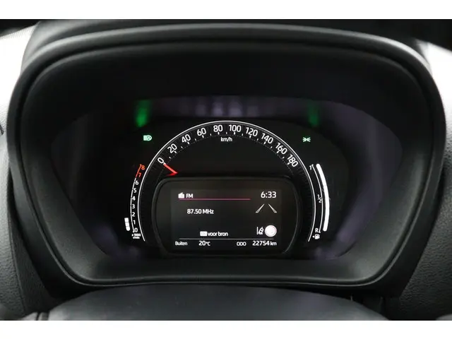 Toyota Aygo X 1.0 VVT-i MT Play 2024 Benzine 6