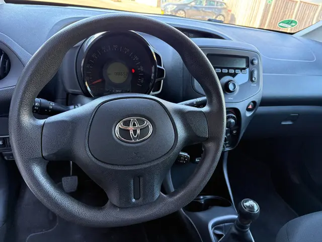 Toyota Aygo 1.0 VVT-I X-NOW 2017 Benzine 15