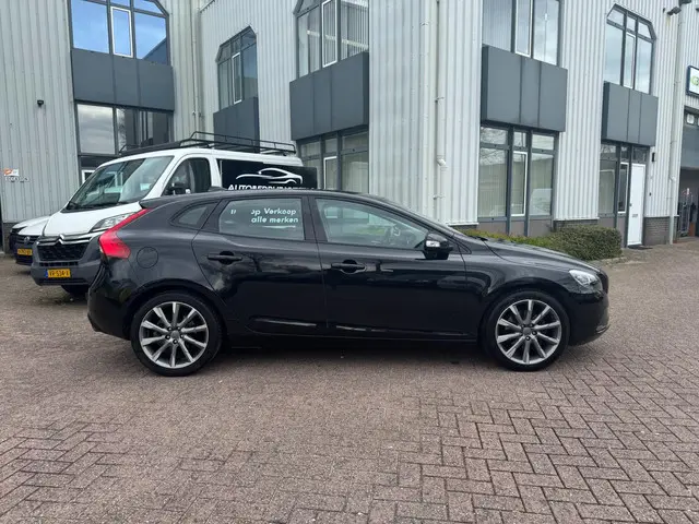Volvo V40 1.6 T2 Momentum 2014 Benzine 5
