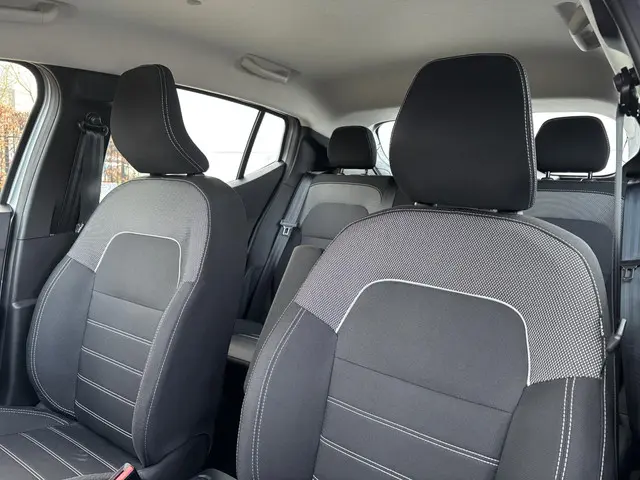 Dacia Sandero 1.0 TCe 90 Comfort 2022 Benzine 7