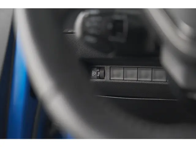 Peugeot 208 PureTech 100 Active 2024 Benzine 35