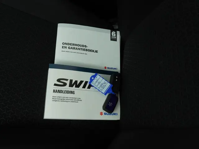 Suzuki Swift 1.2 Style Smart Hybrid 2023 Benzine 18