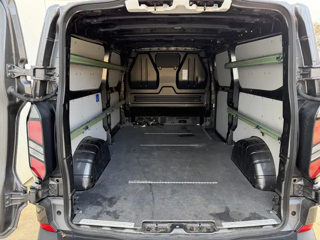 Ford Transit Custom 320 2.0 TDCI 136PK 2024 Diesel 12
