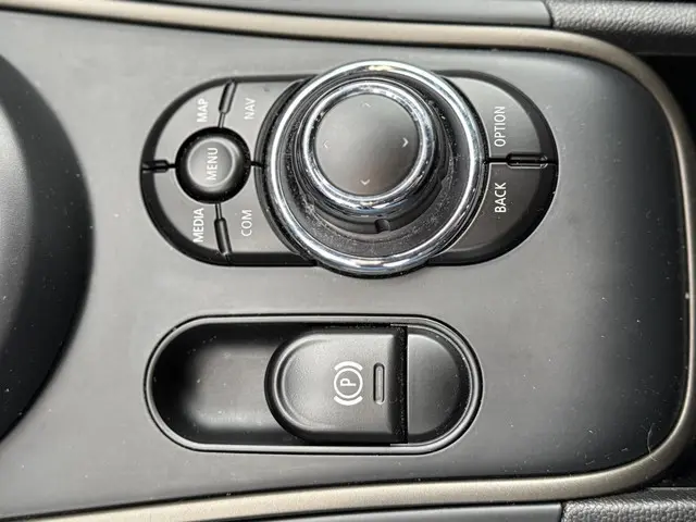 MINI Countryman Cooper S E ALL4 2023 Hybride Benzine 38